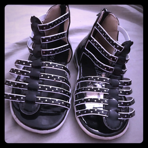 Toddler Gladiator Sandal - Picture 1 of 3